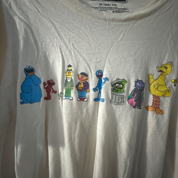 Sesame Street All-Over Print T-Shirt – Women’s XXL – Target Exclusive - Picture 3 of 5